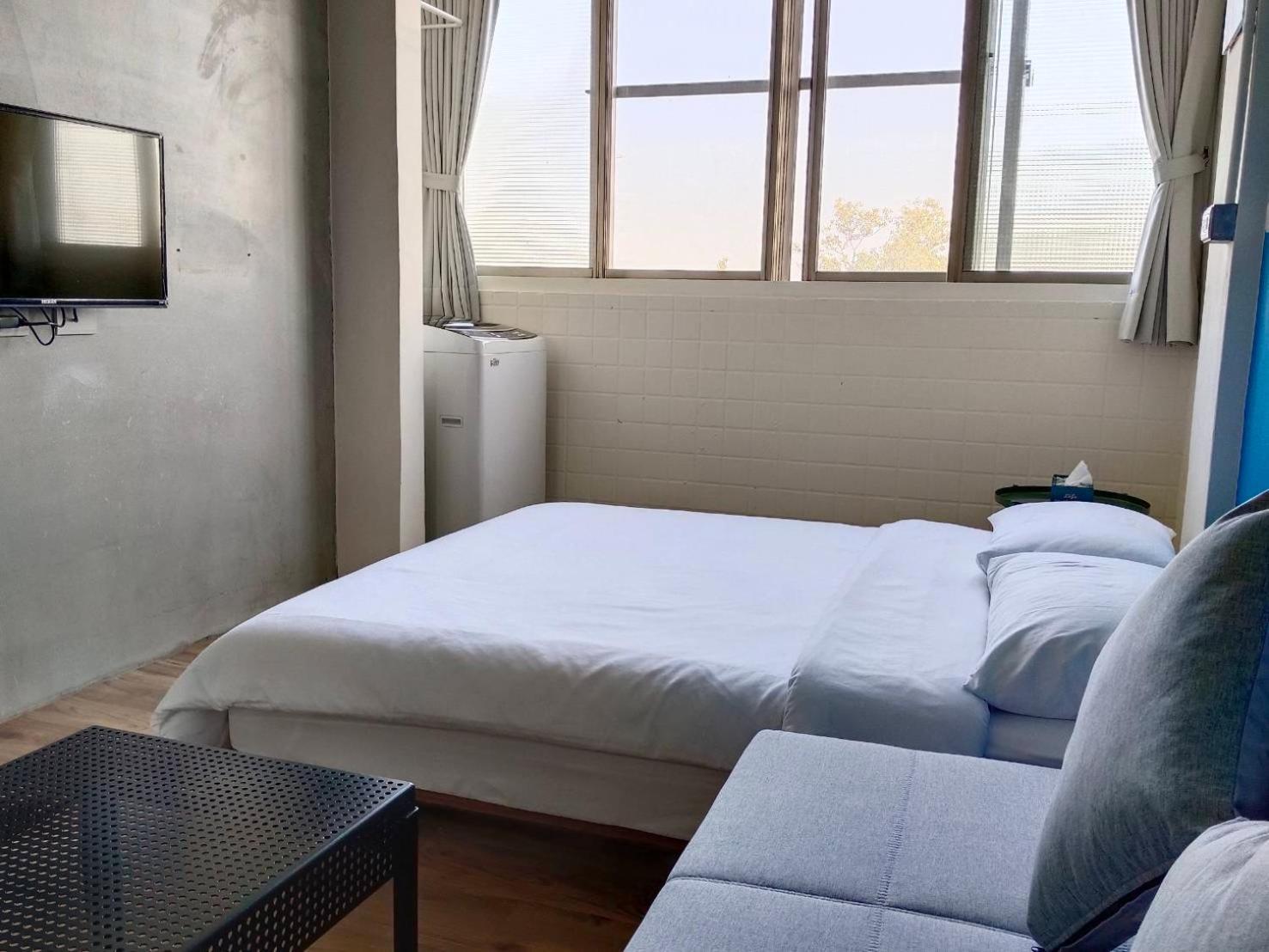 東海小時光 Tong Hai Time Homestay Longjing Екстер'єр фото